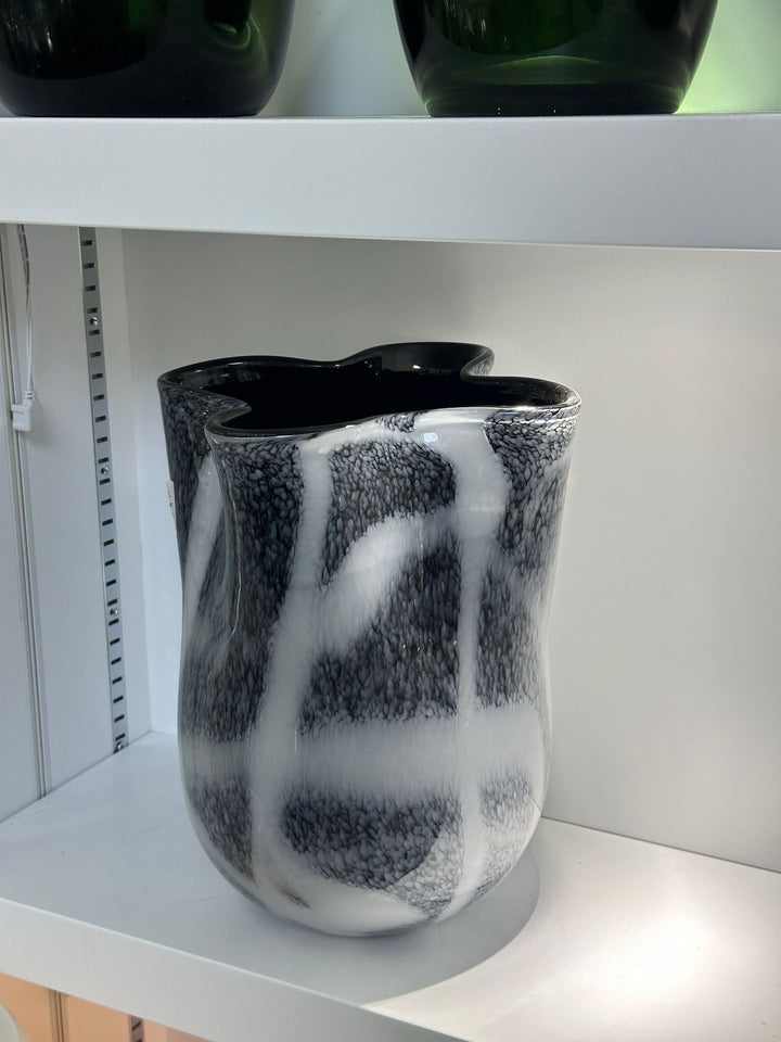 Skulptural Handgefertigte Dekorative Glas Mitte Schüssel Karnz