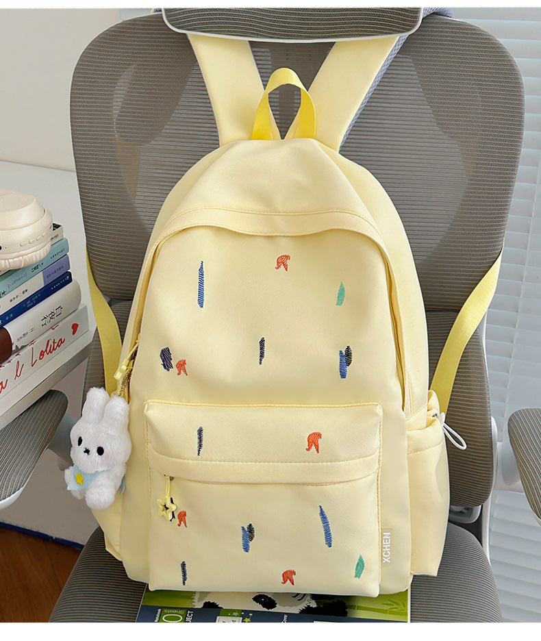 Künstlerisch bestickter Rucksack