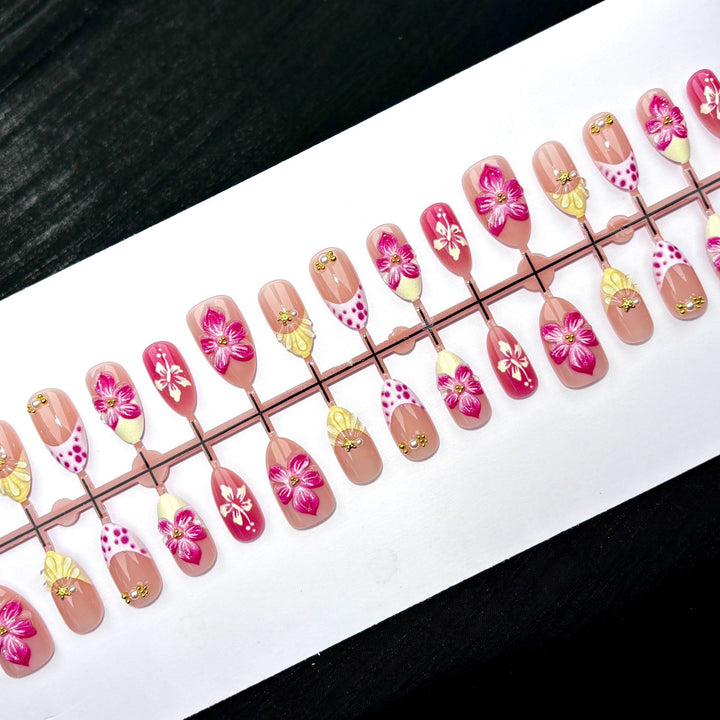 Elegante Polka Dot und Spitzen Press-On Nagel Set