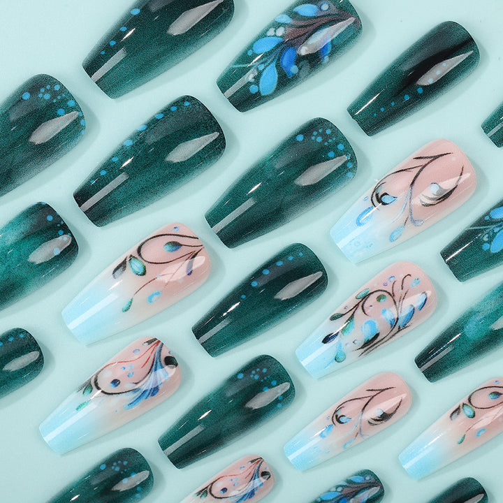 Kreative Nail Art Fingernägel Karnz