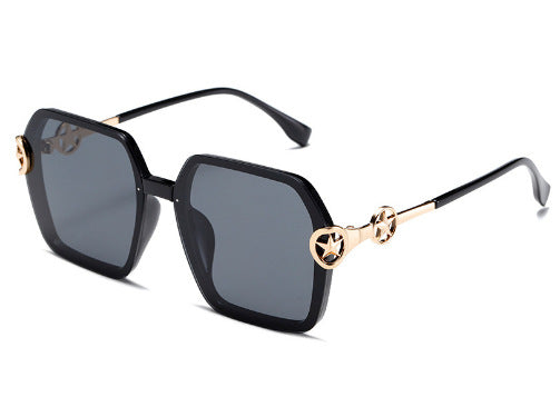 Damen Modische Sonnenbrille mit luxuriösen Verzierungen Karnz