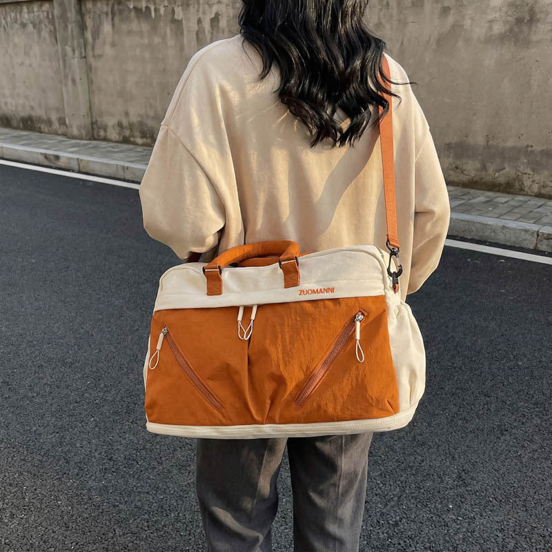 Stylische Mehrfachfach-Reisetasche Karnz