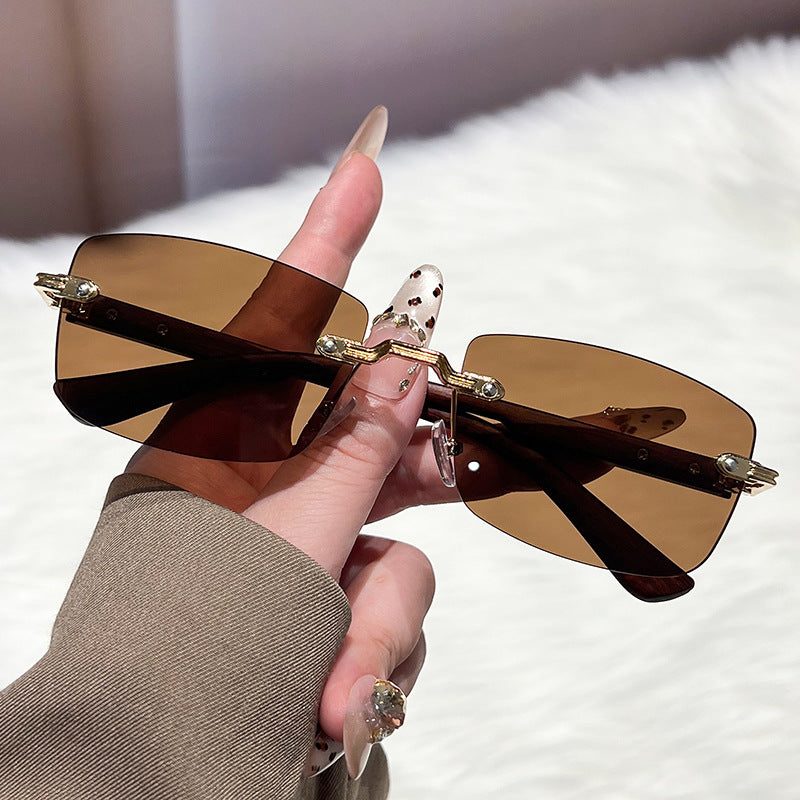 Damen extravagante modische Sonnenbrille mit innovativem Rahmen Karnz