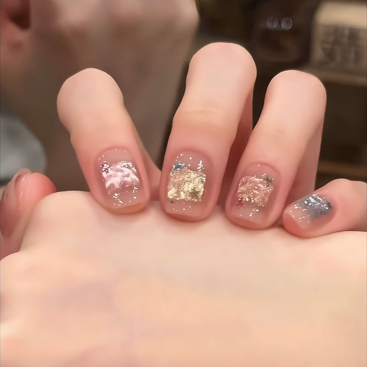 Kunstnägel Im Innovativen Glitzerdesign Karnz