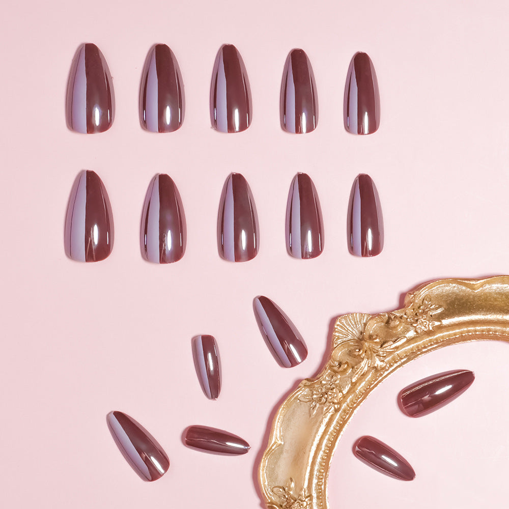Glänzendes Stiletto Presse-Nagel-Set mit einzigartigem Design Karnz