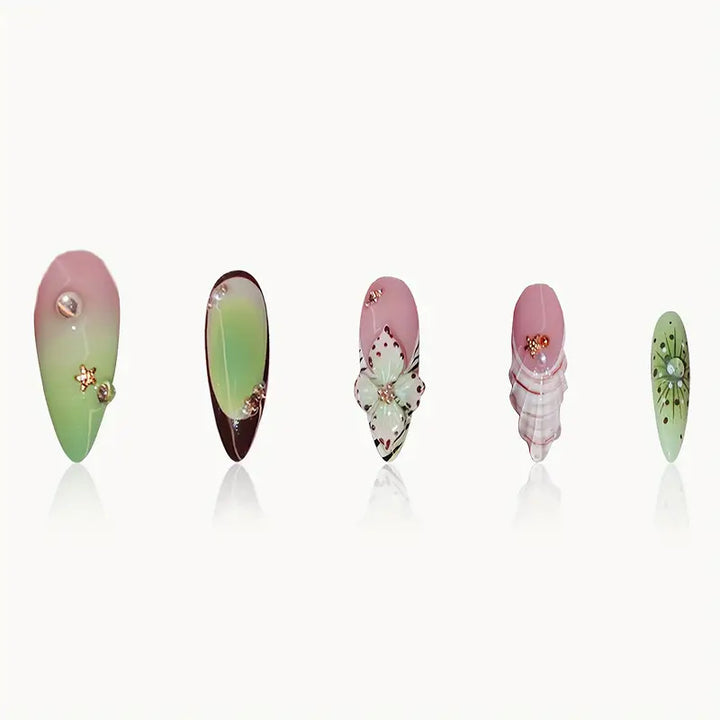 Dekorative 3D Schmetterling-Themen Press-On Nagelkunst Karnz