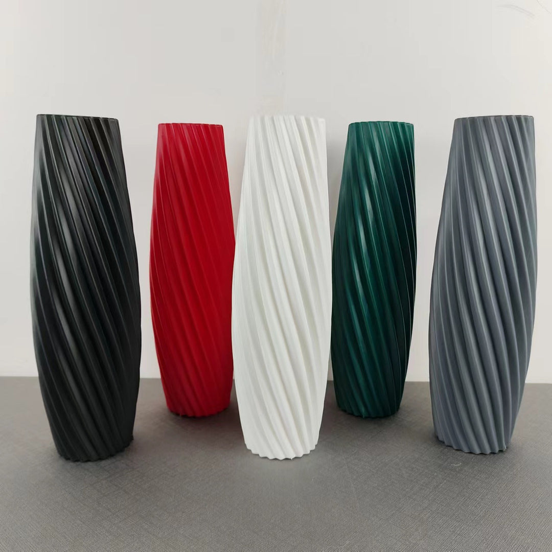 Textured Spiral Decorative Vase Karnz