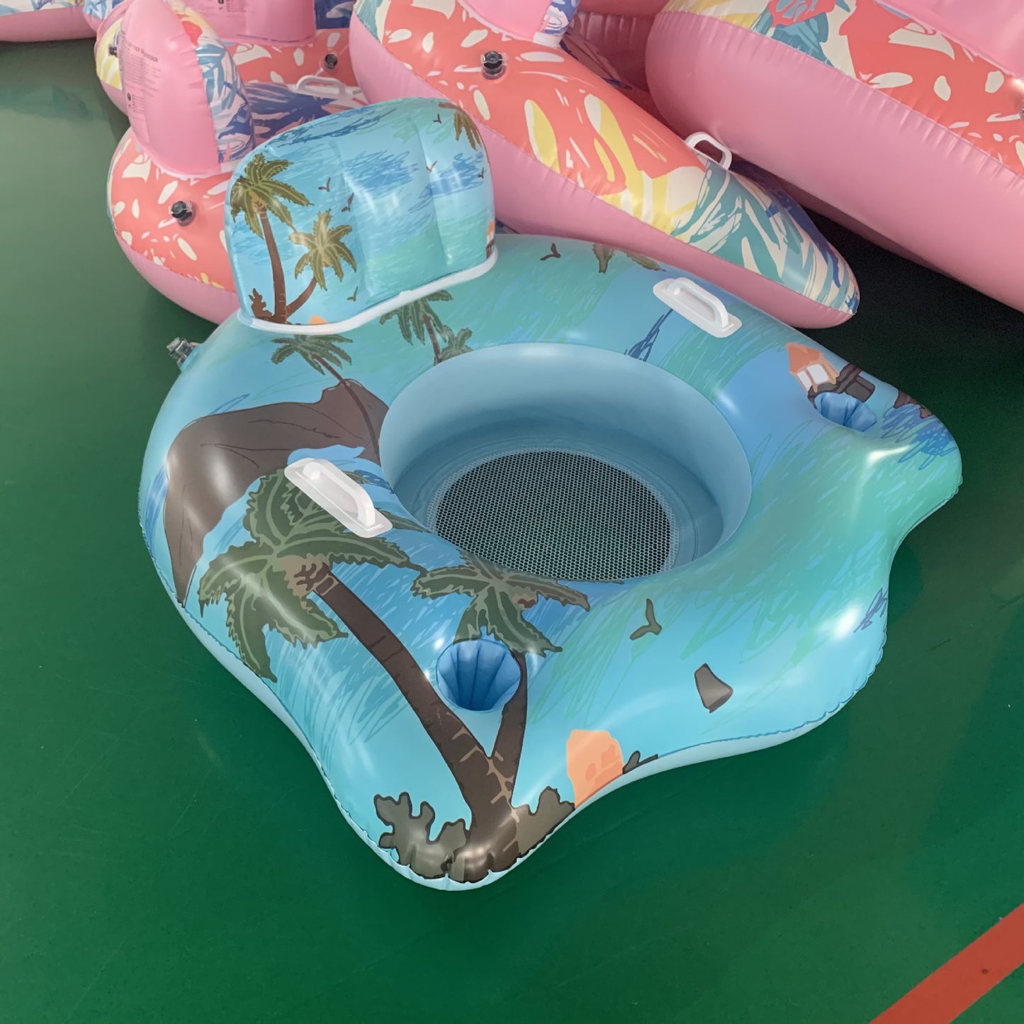 Unisex Aufblasbarer Wassersitz mit integriertem Getränkehalter Karnz