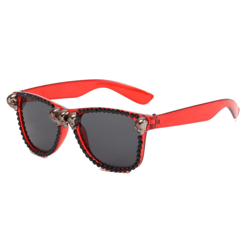 Damen extravagante Sonnenbrille mit Kristallverzierungen Karnz