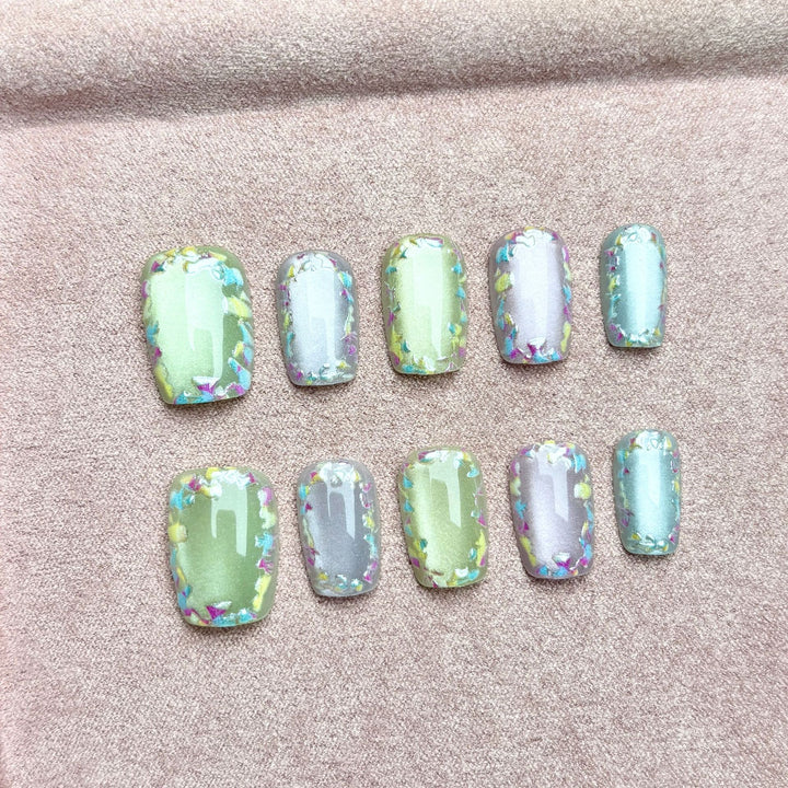 Iridescent Gem-Beschmückte Press-On Nagel Set
