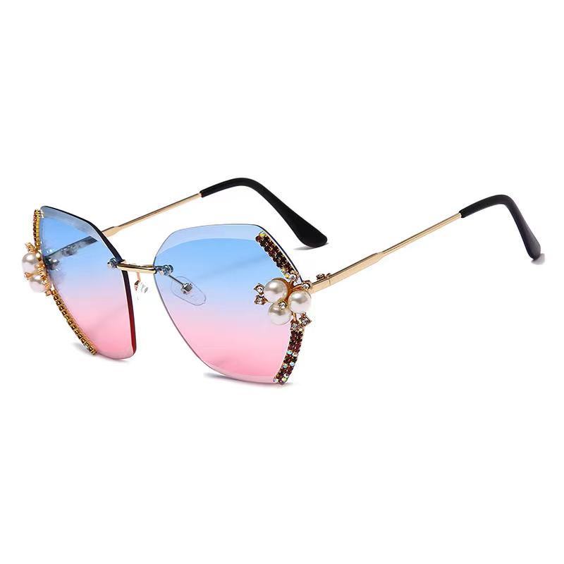 Damen extravagante Oversized-Sonnenbrille mit Perlverzierungen Karnz