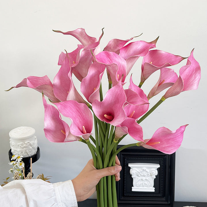 Eleganter Calla-Lilienstrauß