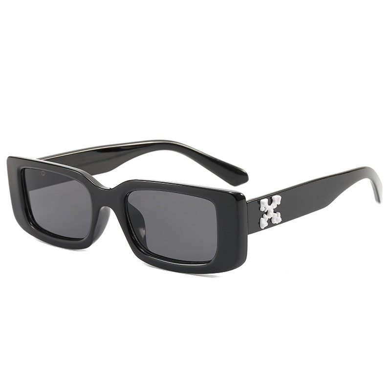 Damen Modische Sonnenbrille mit markantem Design Karnz