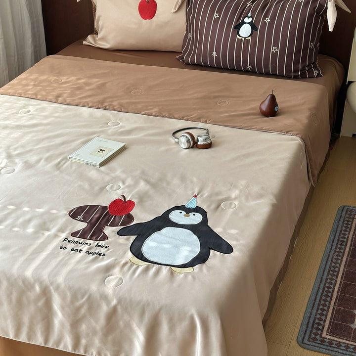 Kinder-Bettwäsche-Set aus Baumwollsatin mit gestickten Katzen- & Applikationsmotiven