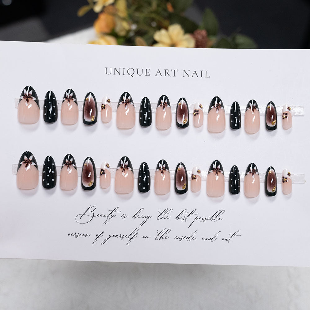 Künstlerisches Press-On-Nagelset