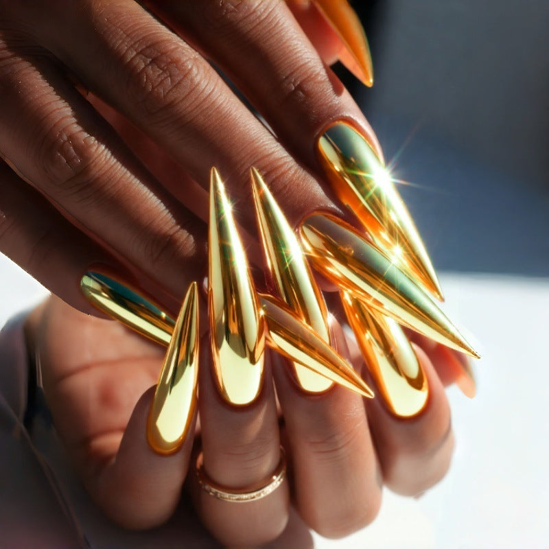 Extravagante Stiletto Press-On Nagelspitzen mit Spiegel-Finish Karnz