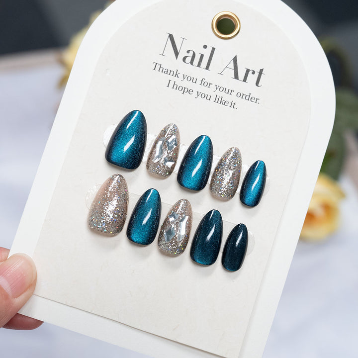 Hochglanz Press-On Nagelkunst