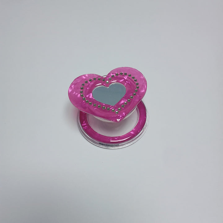Dekorativer herzförmiger Karnz