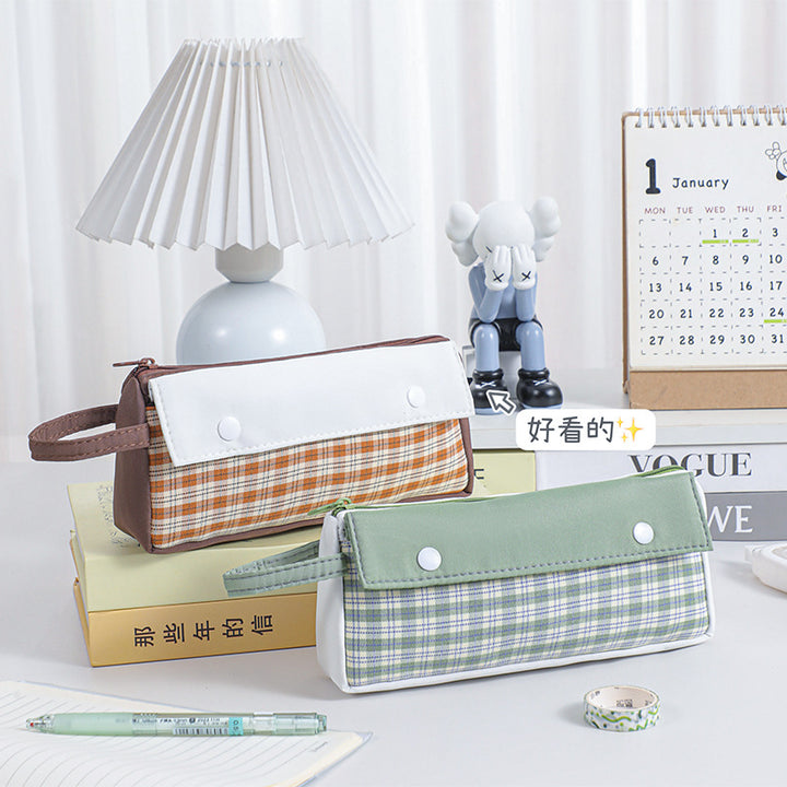 Stylische Reisetasche mit Reißverschluss