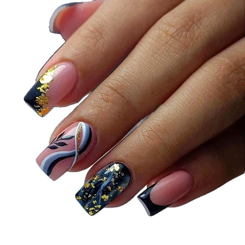 Elegante französische Tipp Acryl Nagelkunst Karnz