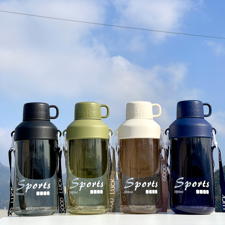 Unisex Großvolumige Trinkflasche mit praktischem Ausgießer Karnz