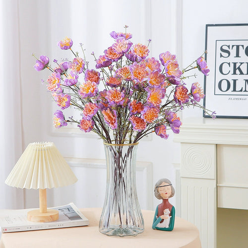 Künstliches Blumenarrangement für die Inneneinrichtung