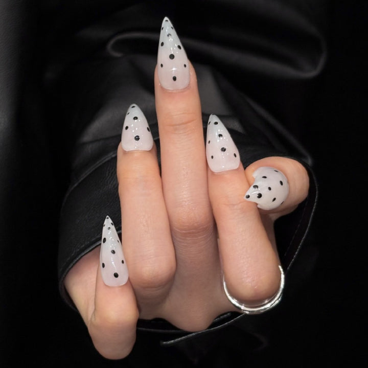 Stiletto Acryl Press-On Nagel Set mit elegantem Design