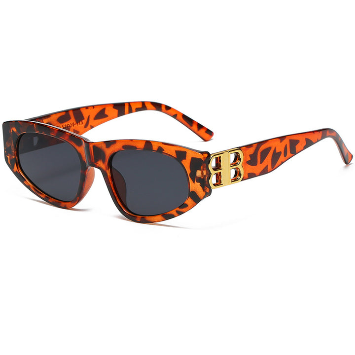 Damen Designer-Sonnenbrille mit luxuriösen Rahmenakzenten Karnz