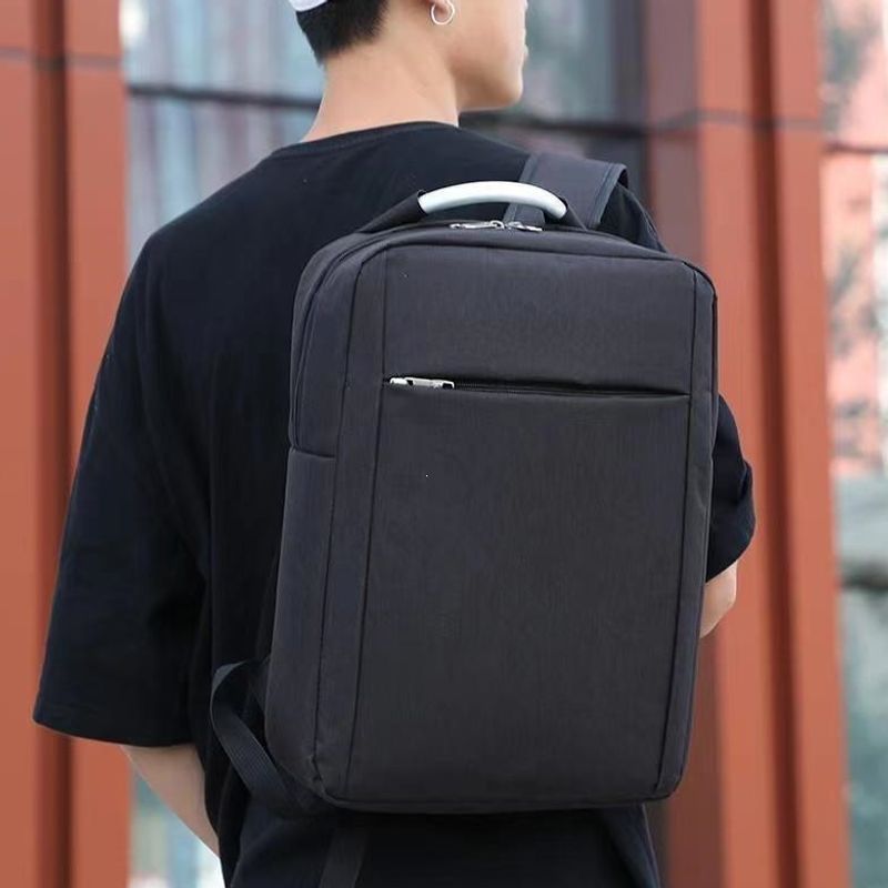 Multi-Compartment Laptop-Rucksack Karnz