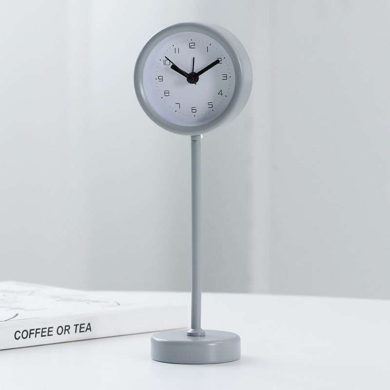 Tischuhr Im Modernen Design Karnz