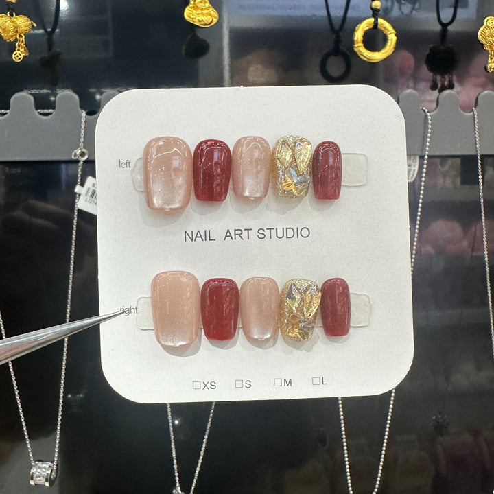 Glamorous Press-On Nail Set Karnz