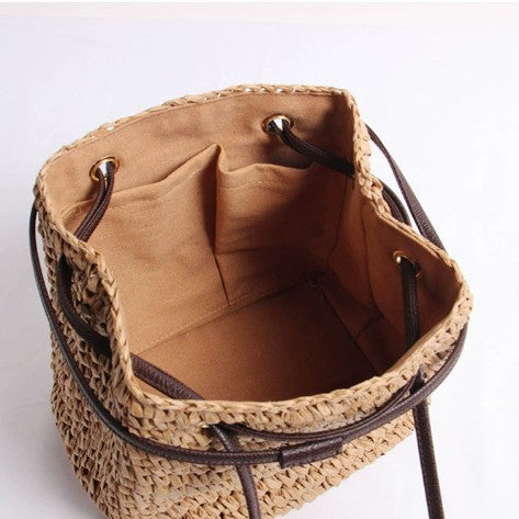 Damen Handtasche mit integriertem Schulterriemen aus Kunststoffen Karnz