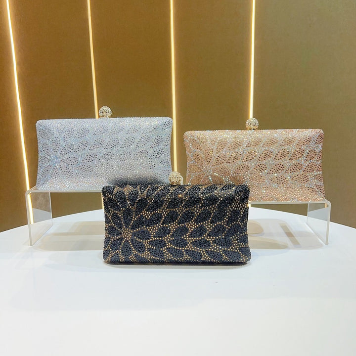 Rhinestone-beschichtete Clutch