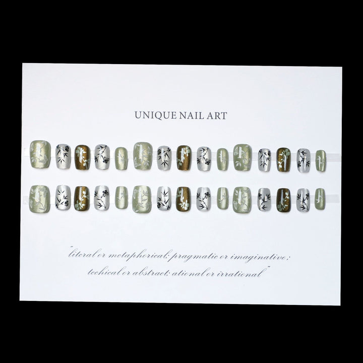 Botanisch inspiriertes Press-On Nagelkunst-Set