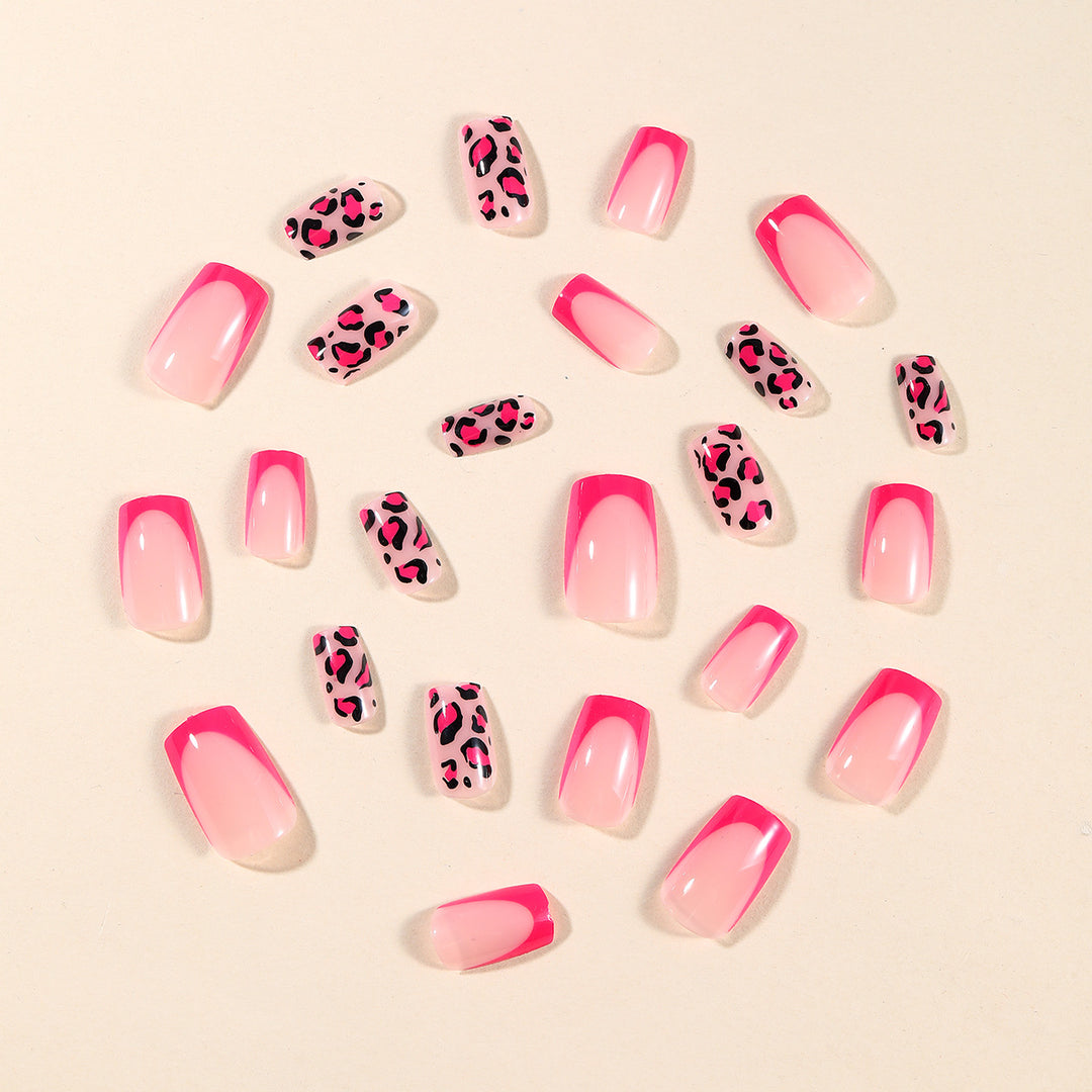 Stilvolle Leopard-Print-Nail-Art-Erweiterungen Karnz