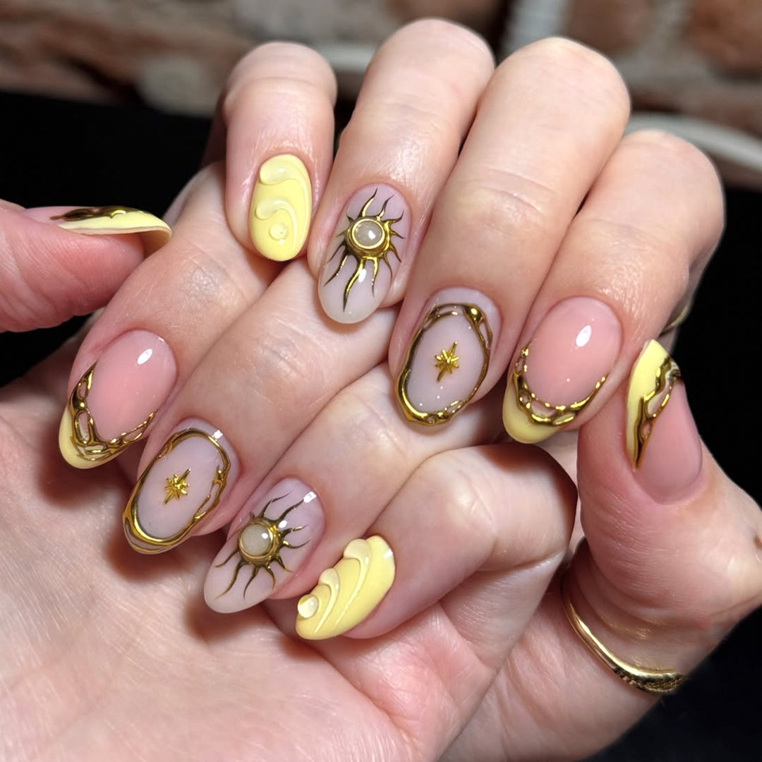 Elegante und Stilvolle Nagelset Karnz