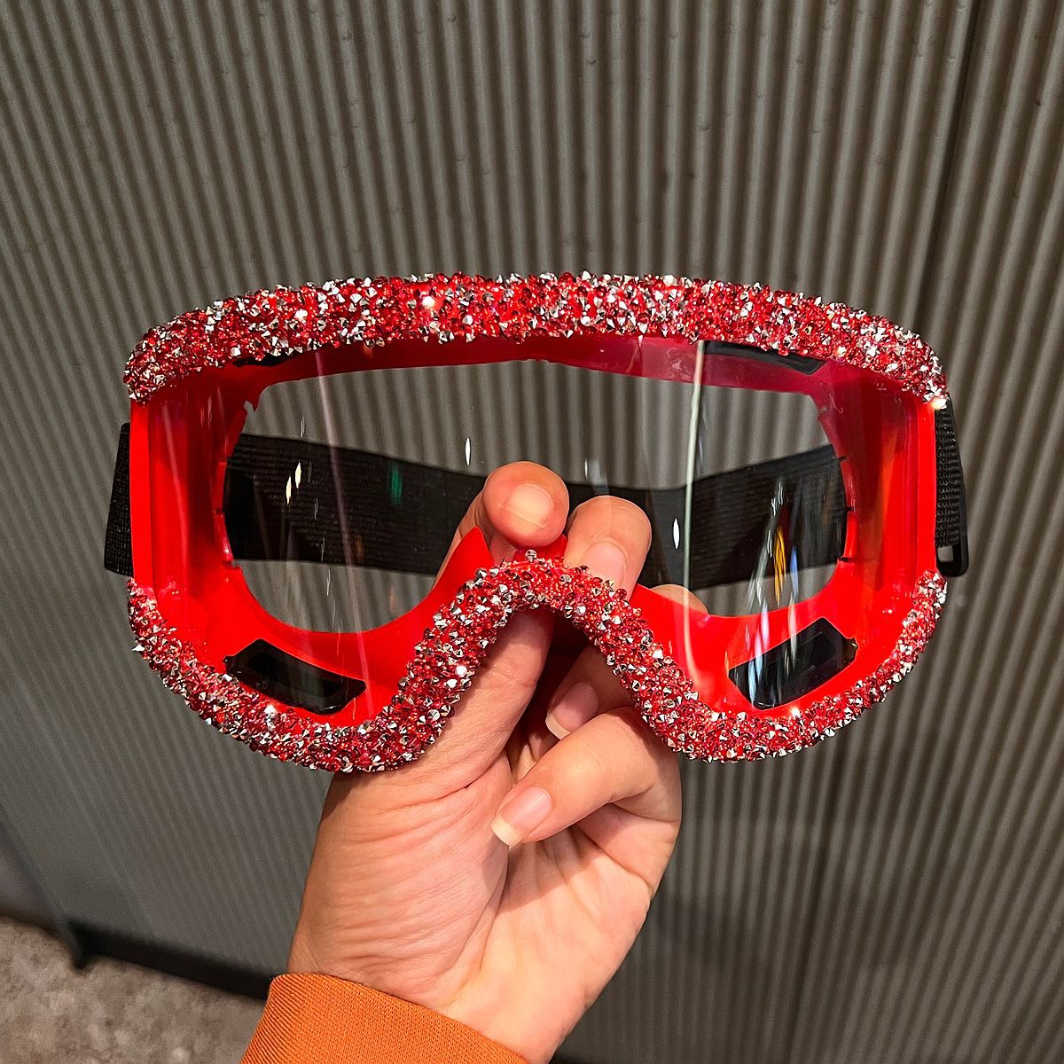 Damen glamouröse Skibrille mit funkelndem Kristallrahmen Karnz