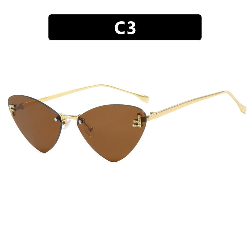 Damen extravagante Cat-Eye Sonnenbrille mit funkelnden Details Karnz