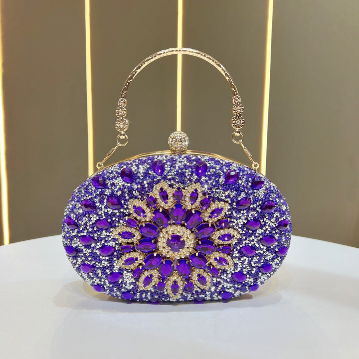 Dekorative verzierte Abendhandtasche