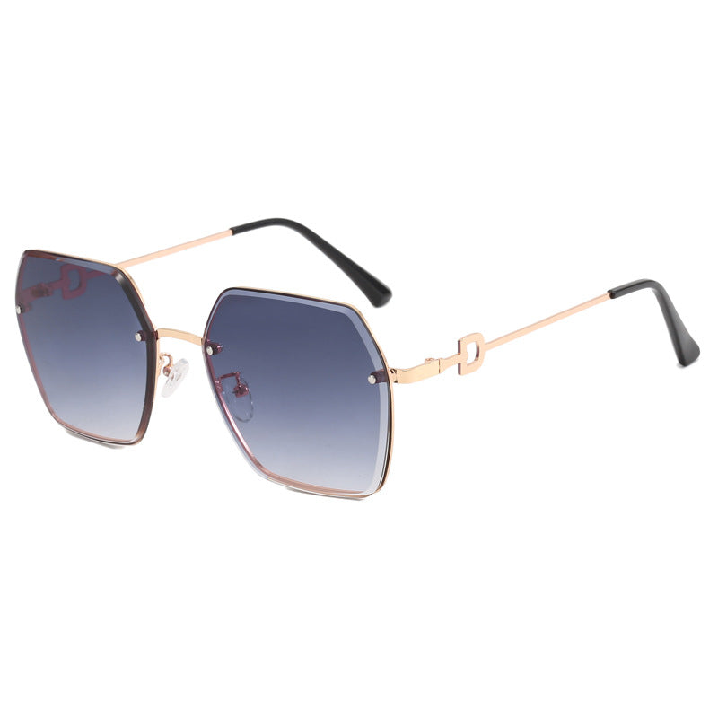 Damen extravagante und moderne Sonnenbrille im ausgefallenen Design Karnz