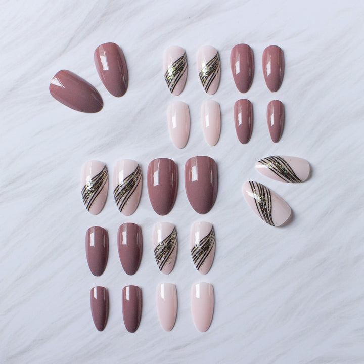 Elegantes Stiletto-Design-Nagelkunst-Set