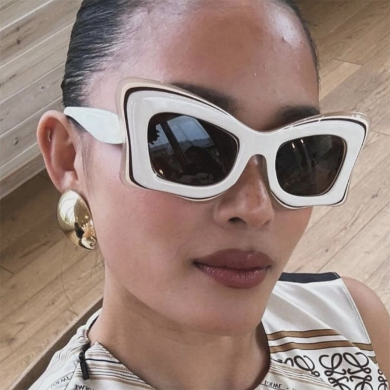 Damen oversized Sonnenbrille im extravaganten Design Karnz