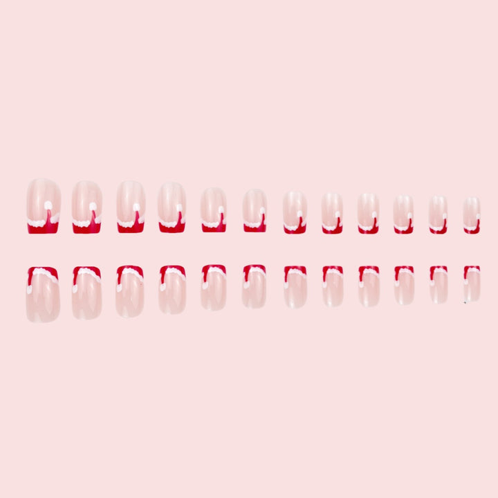 Künstlerische winterliche Nail Art Karnz