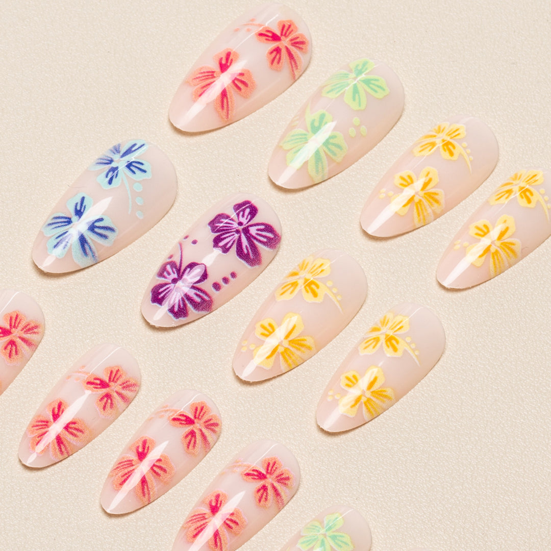 Florale Nagelkunst