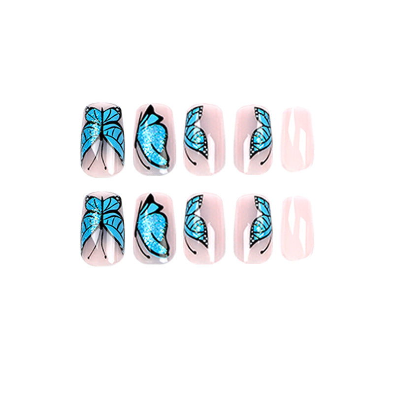 Künstliche Nagelkunst Design mit Schmetterlingsmotiv Karnz