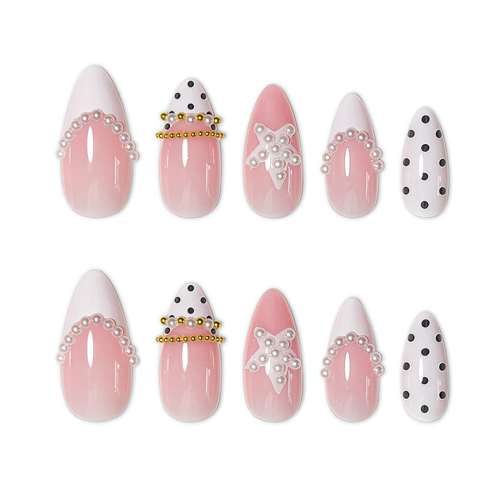 Stylische dekorative Stiletto-Nagelverlängerungen Karnz