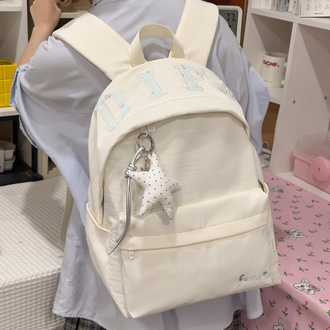 Stylische Freizeit-Rucksack mit Sternanhänger Karnz