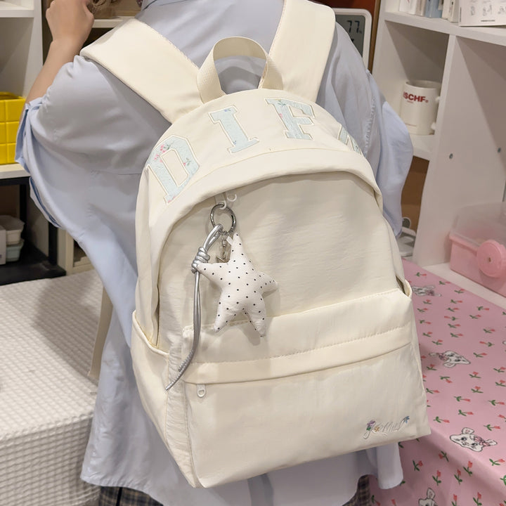 Stylische Freizeit-Rucksack mit Sternanhänger Karnz