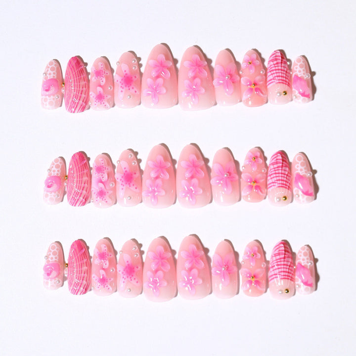 Künstlerisches 3D-Blumen-Press-On-Nageldesign