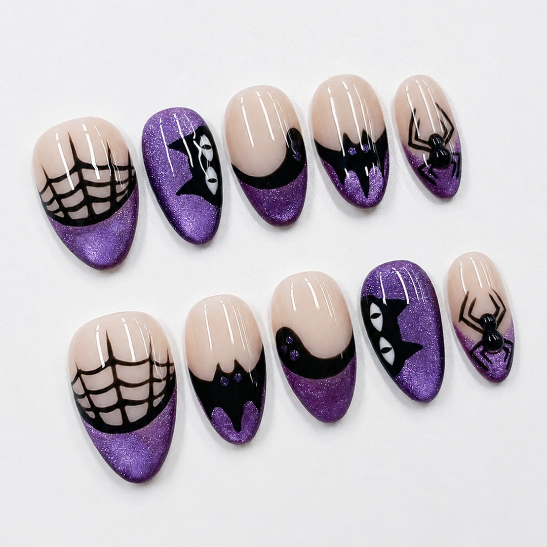Kreatives Kunstnagelset mit Halloween-Motiven Karnz